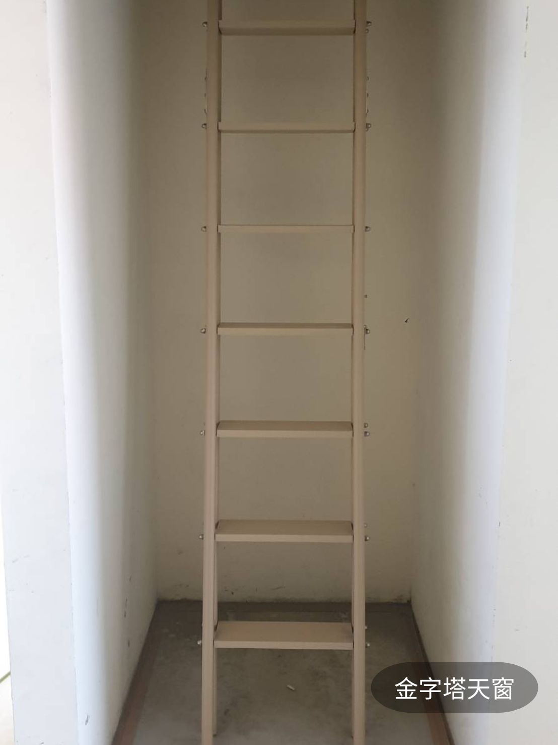 多功能爬梯展開實景-安全穩固