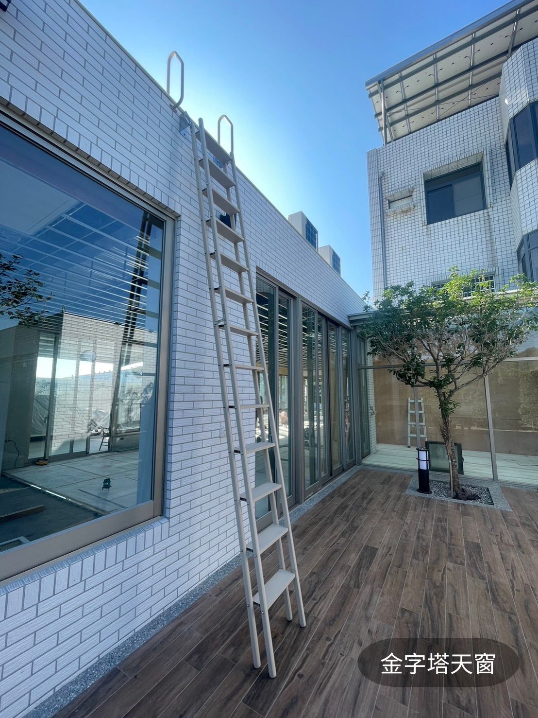 木也營造新建案頂樓爬梯規劃