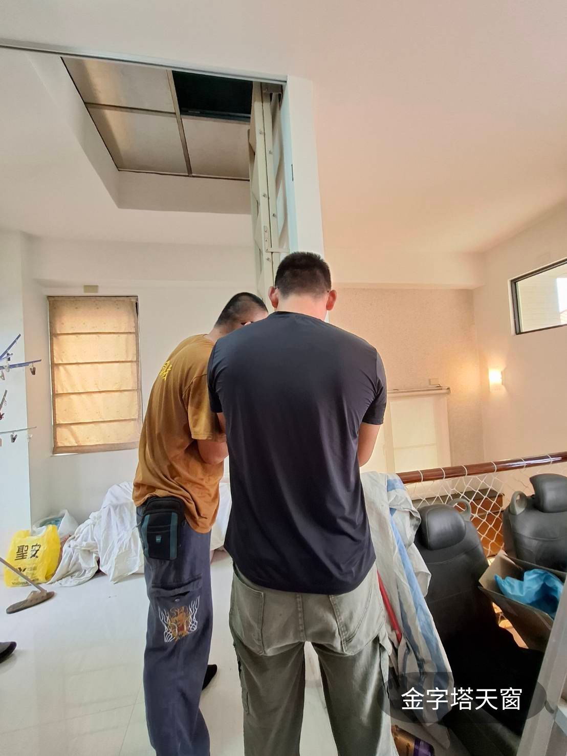 頂樓爬梯安裝複驗-技師調整測試